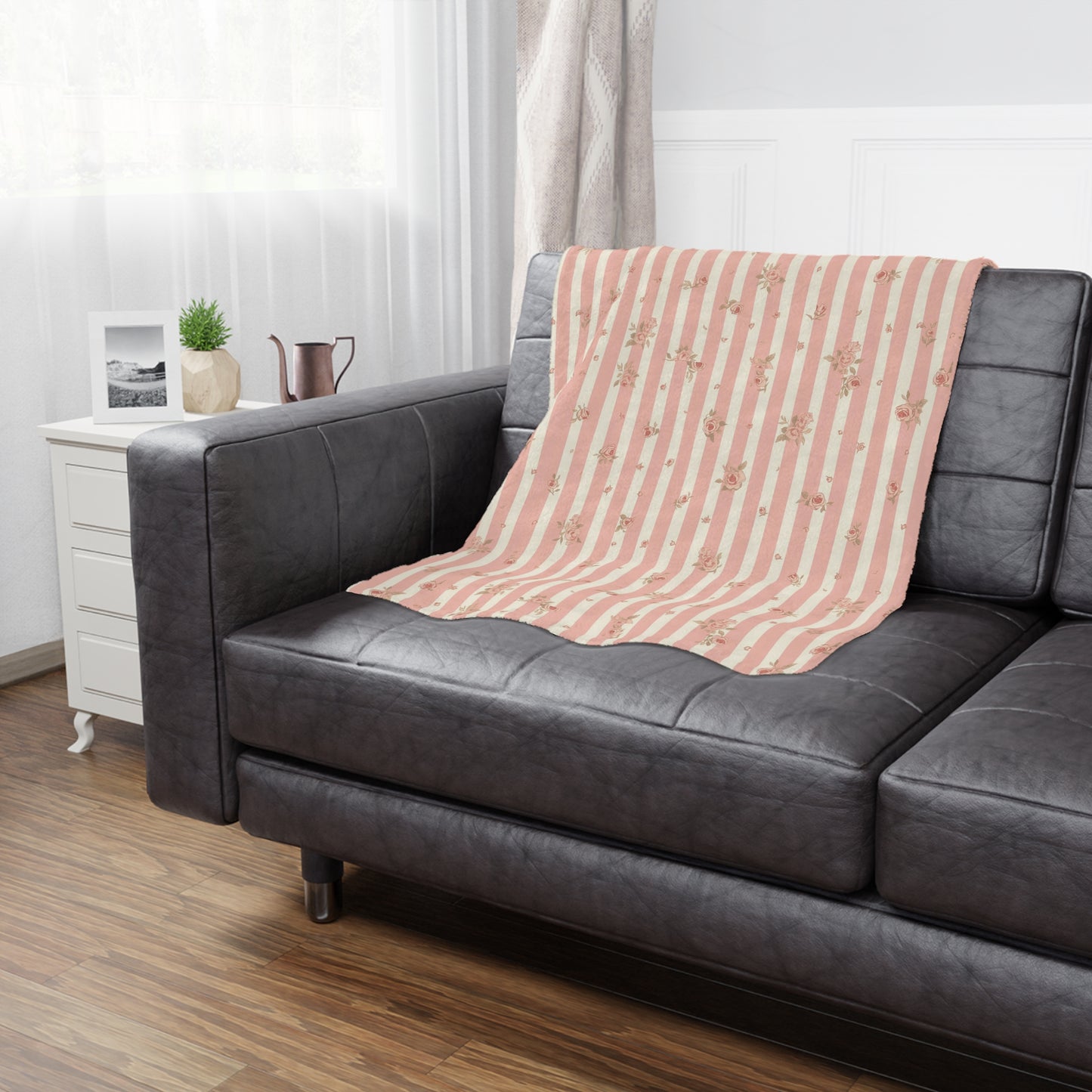 P52 - Minky Blanket - Vintage Floral Stripes