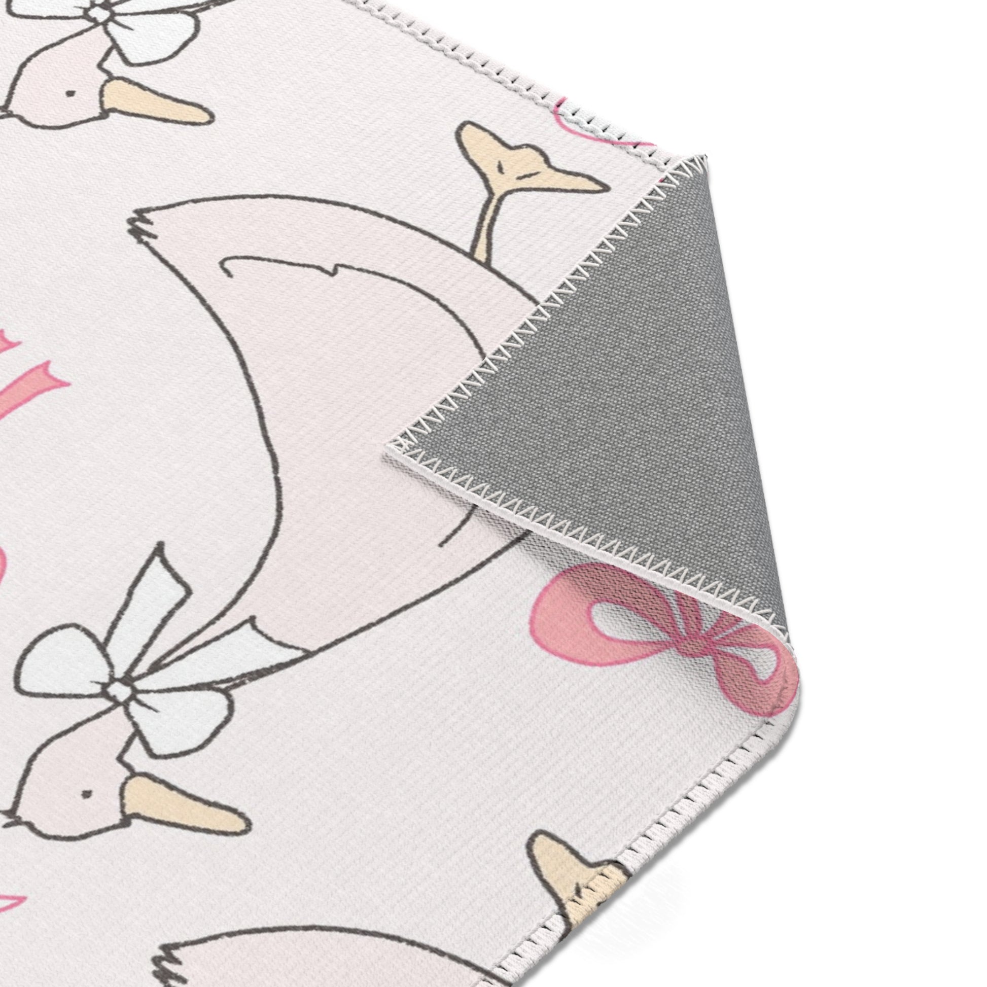 Ribbon Goose nursery rug edge and pile detail