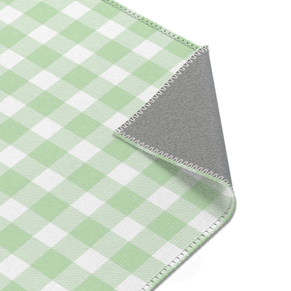Sage Gingham nursery rug edge and pile detail